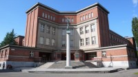 Gymnázium od J. Gočára, z roku 1925-7