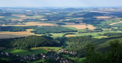 Vrcholek Luže, pohled do Německa