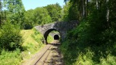 Tunely i můstky, uprostřed kolejí je vidět ozubnice